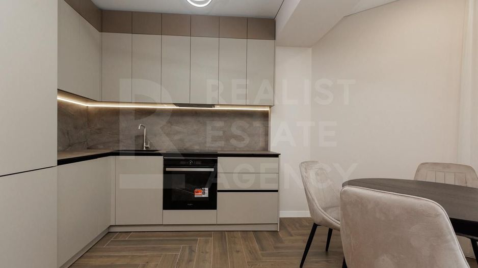 Vânzare, apartament, 4 camere, strada Ivan Zaikin, Centru - Poză 2