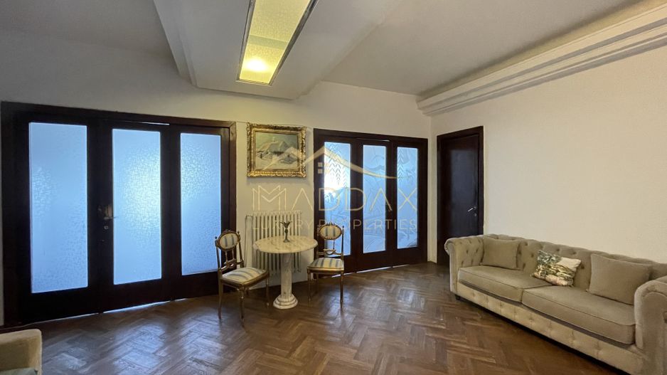 Apartament 5 camere**Oportunitate investitie**Caru"cu Bere//Centrul Istoric - Poză 3