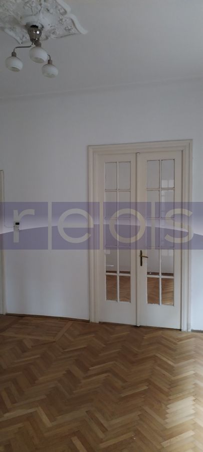 Casa 4 camere + dependinte curte proprie- Floreasca - Poză 2