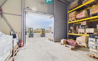 Hală industrială izolată 120 mp, panouri sandwich - Poză 1