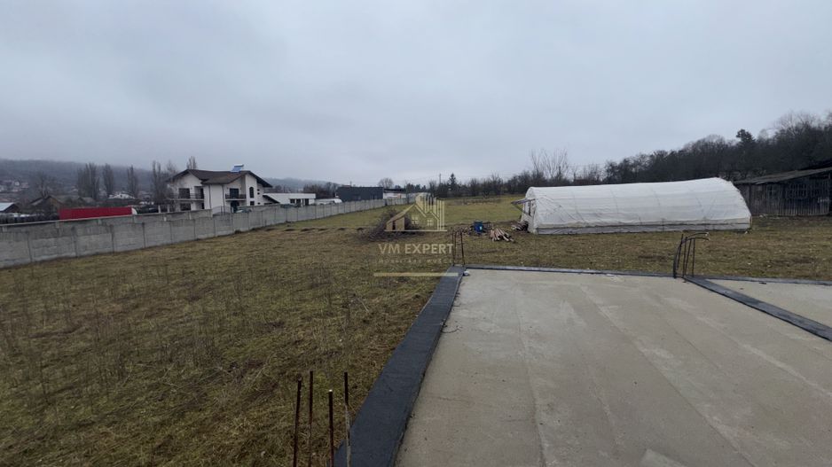 TEREN INTRAVILAN 2200 MP CAMPULUNG ARGES - Poză 20