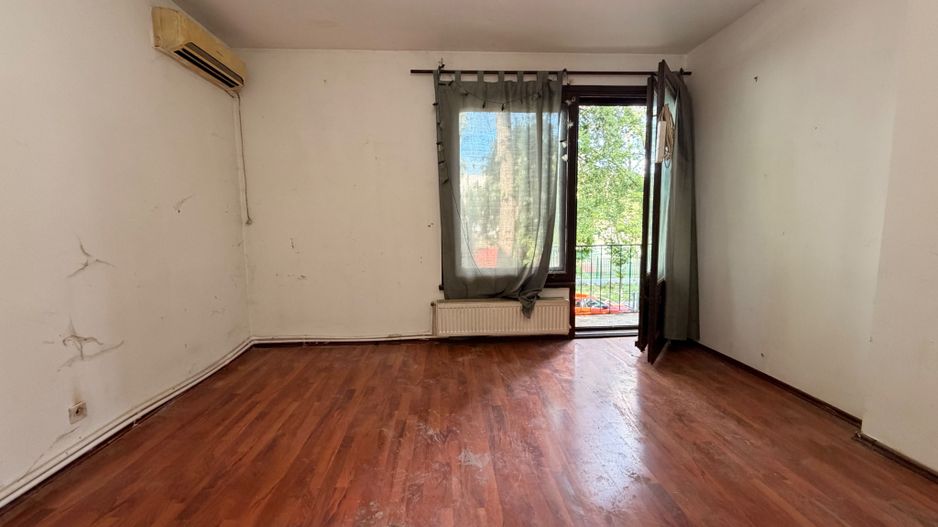 APARTAMENT 2 CAMERE | PRIMAVERII | NECESITA RENOVARE - Poză 1