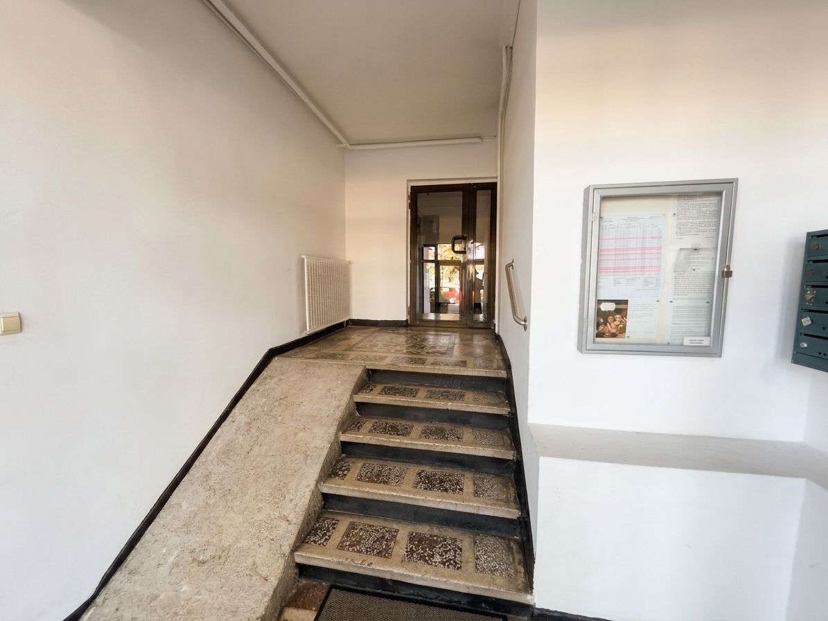 Vânzare Apartament 2 camere Splaiul Unirii - Poză 2