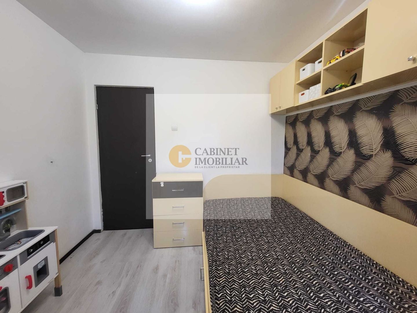 Garsoniera X 2 Camere - Decomandat | 1990 | Uverturii - Poză 8