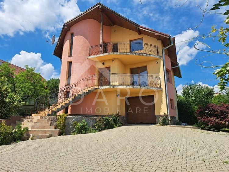 Casă de vânzare, teren 1040 mp - Poză 2