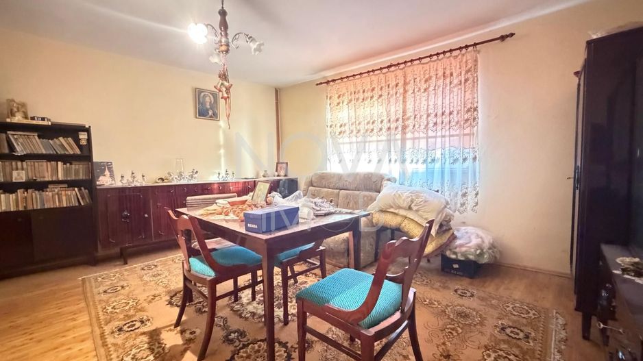 CASA DE VANZARE IN AVRIG – SPATIU GENEROS - Poză 6