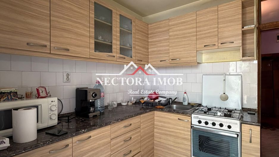 NECTORA IMOB-Apartament 3 camere, 2 bai, Str. A.D. Xenopol, 68 mp,Et.2 - Poză 6