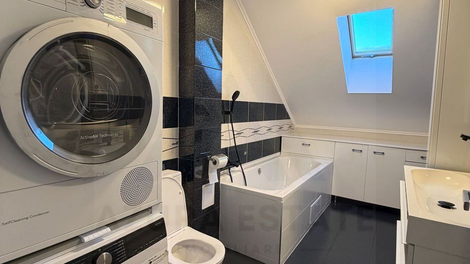 Apartament premium 4 camere 3 dormitoare 2 bai 116 mp in Kogalniceanu - Poză 16