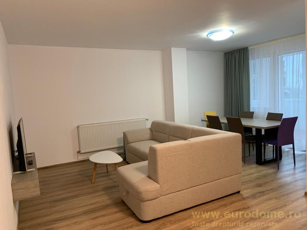 Centrul Civic, aproape de AFI, 3 camere recent renovate/mobilate, 165000 euro - Poză 1