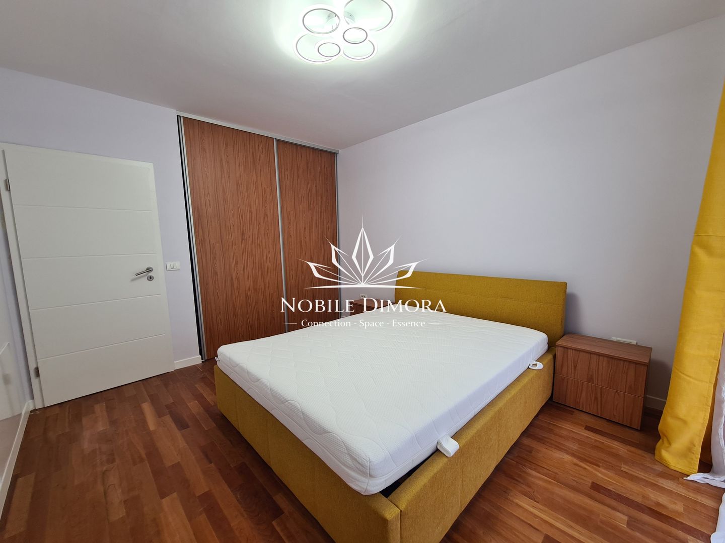 Duplex modern cu 5 camere si 2 bai - curte de 750mp in Ghiroda - Poză 14