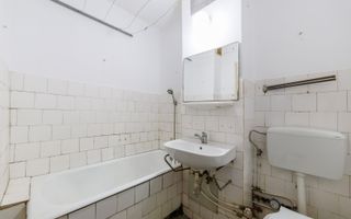 2 camere decomandate, Banat – etaj 2, centrală proprie, zonă excelentă - Poză 9