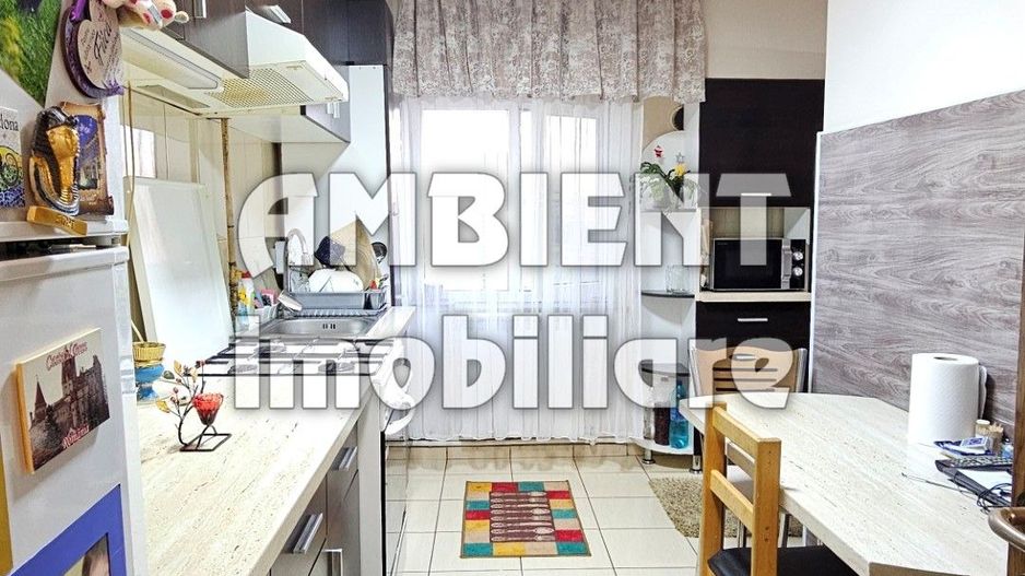 Apartament cu 3 camere, vedere panoramica, zona Crucea Garii; - Poză 5