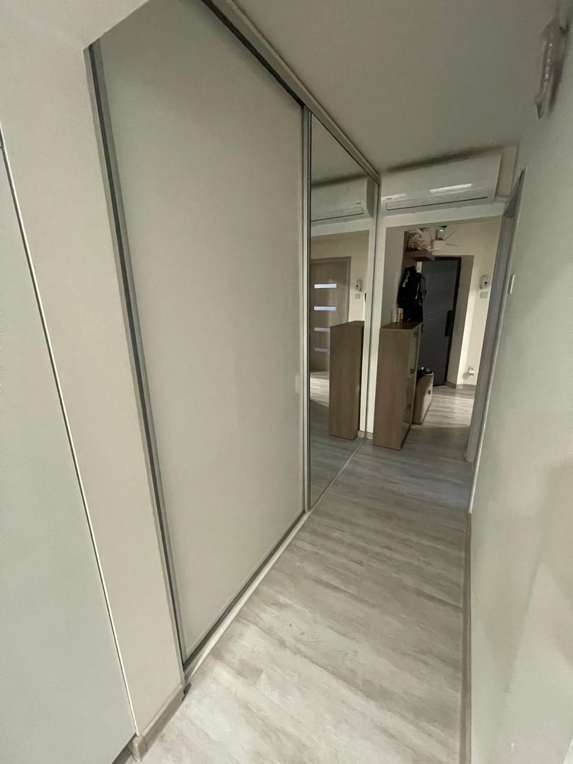 Vanzare apartament 3 camere in Titan, 5 minute metrou Grigorescu, renovat total - Poză 4