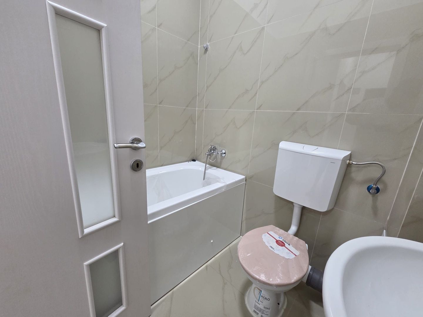 Apartament nou de vanzare, 2 camere, Rosu-Chiajna, 0% comision de la cumparator - Poză 5