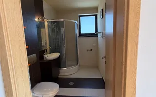 Apartament cu 4 camere de închiriat | Imobil intim | Parcare subterană - Poză 14