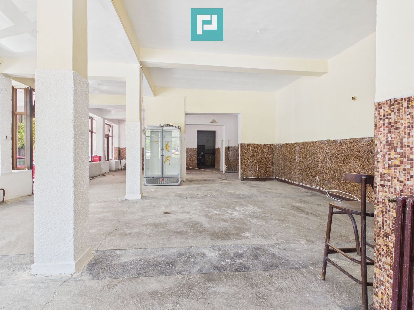 Spațiu comercial 269 mp zonă centrală Oradea - Poză 7