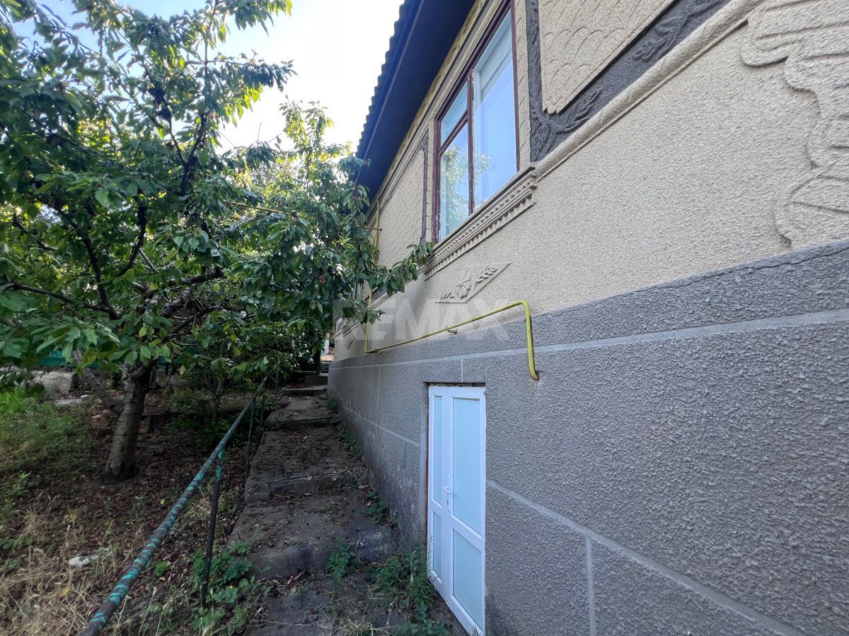 Casă cu 3 camere + bucătărie de vară, Anenii Noi - Poză 9