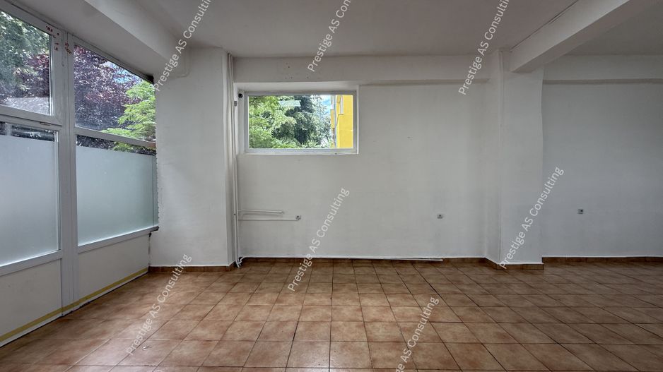 Spatiu comercial Parter cu Vad comercial | 80mp Soarelui-Uranus Plaza - Poză 2
