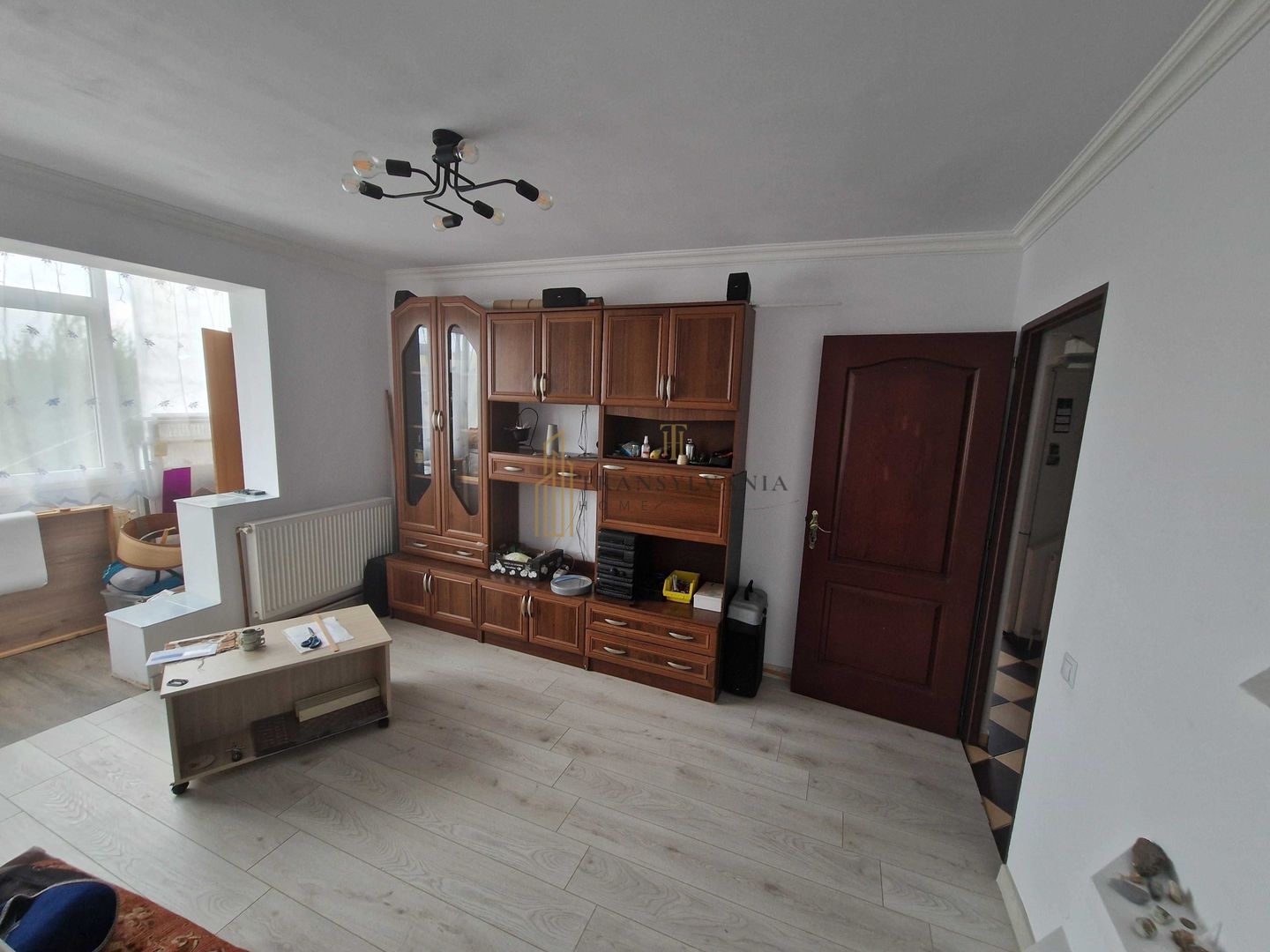 Apartament 3 camere - decomandat, mobilat, etaj 2/4, Cisnadie - Poză 1