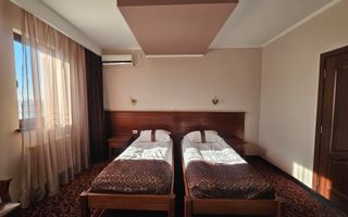 Pensiune cu lift și restaurant – zonă premium Delfinariu/Constanța - Poză 3