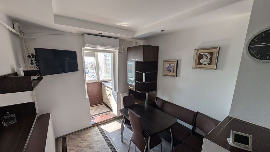 Apartament 2 camere decomandat, zona Kaufland Craiovita noua - Poză 8