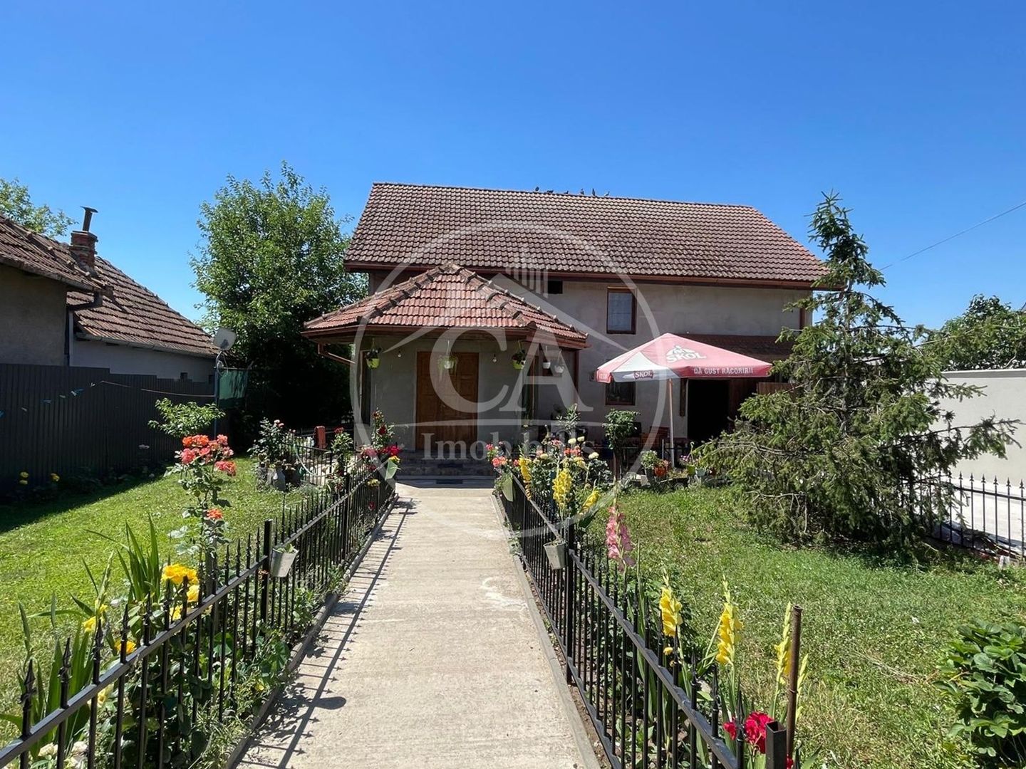 Casa de vânzare cu 4 camere de tip D+P+M in zona Cheriu, Bihor - Poză 1