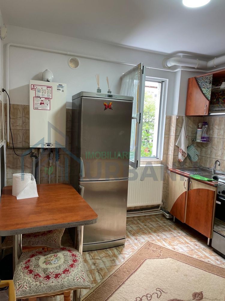 Apartament 2 camere de inchiriat, Zona Podu Ros, Iasi - Poză 2