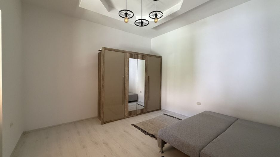 Apartament 2 camere cochet, renovat, curte ingrijita-Piata Catedralei - Poză 5