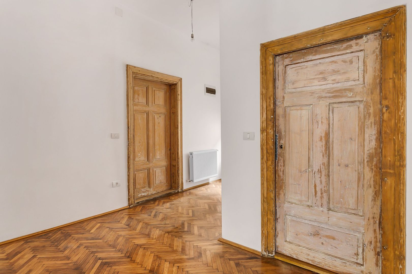 Apartament  istoric ultracentral   - REZERVAT!!! - Poză 12