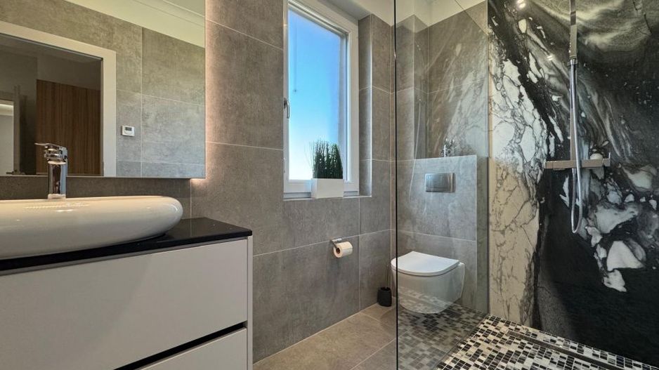 Prima inchiriere! Apartament modern, complet utilat, in Dumbravita - Poză 30