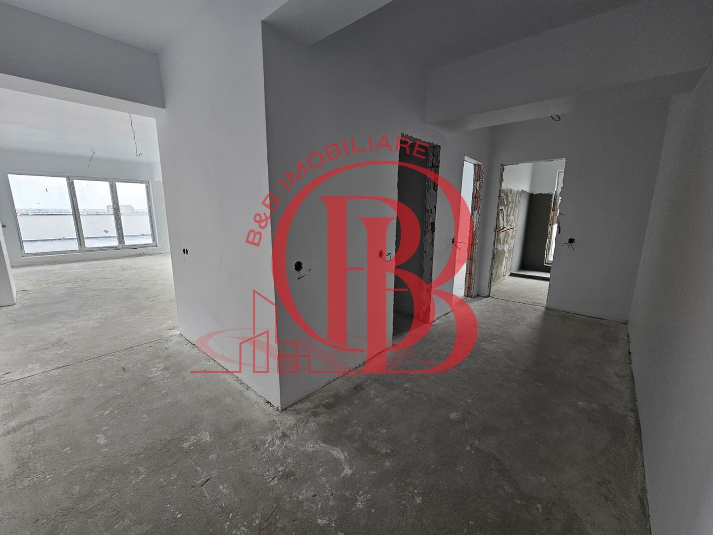 4 Camere Living 60mp Terasa 82mp-Parcare Inclusa-Th. Pallady - Poză 14