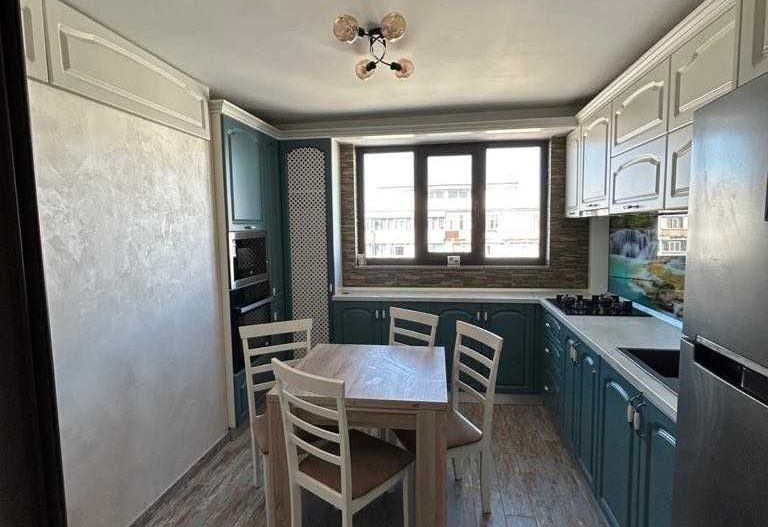 Apartament 2 camere, decomandat,  Micro 20 - Poză 1