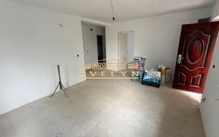 Casă parter de vânzare – Str. Săvenilor, Botoșani | 98.000 € negociabil - Poză 2