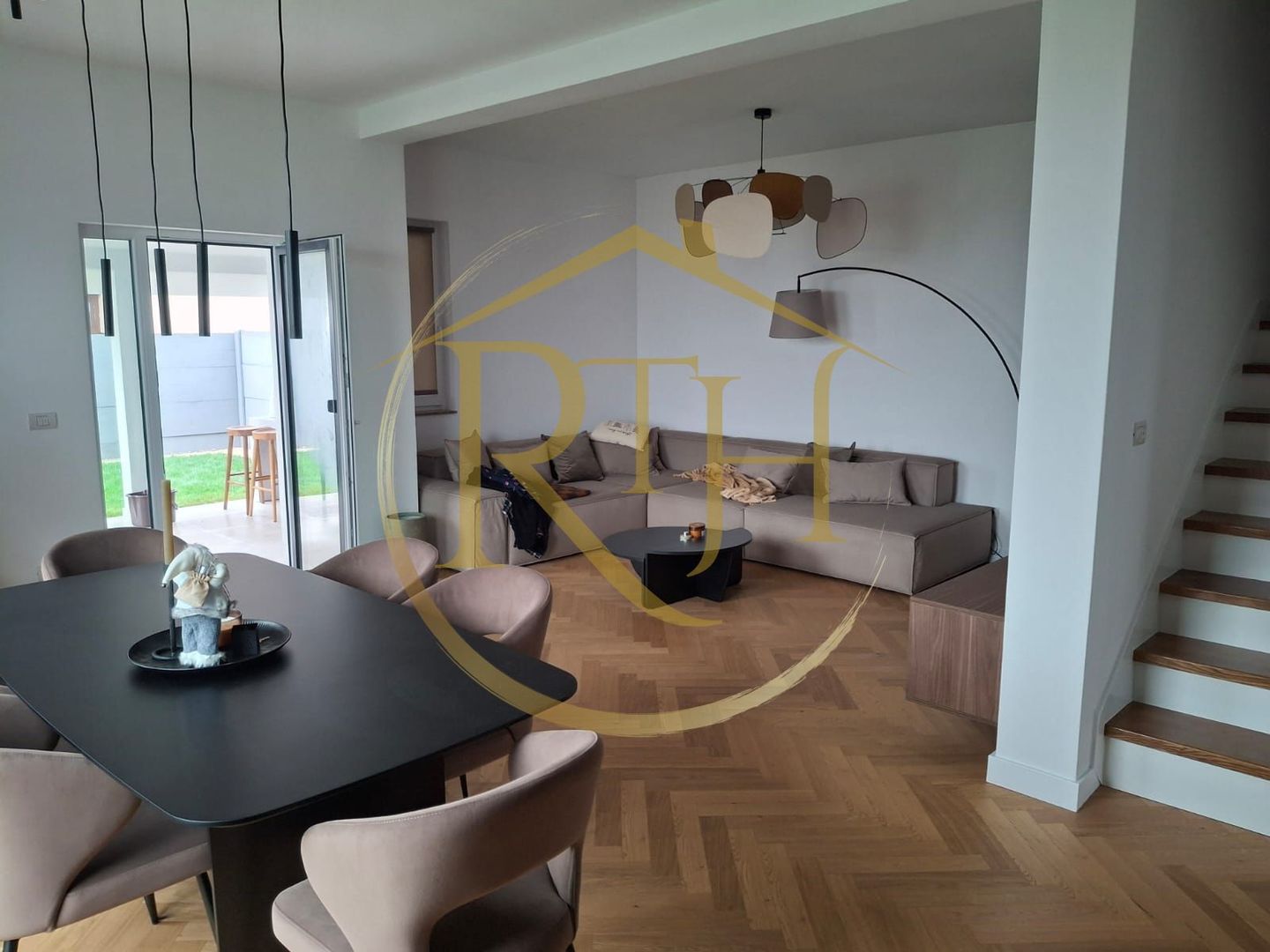 🏡 Duplex modern 5 camere în Giarmata Vii | 123 mp utili |290 mp teren. - Poză 1