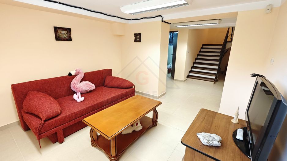 Casa spatioasa. Pretabil si pt. clinica, invatamant, camin varstnici. - Poză 17