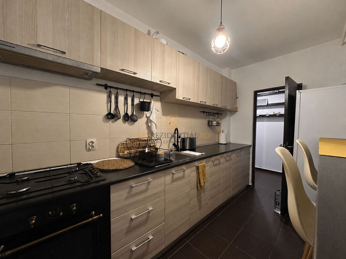 Apartament 2 camere,Pet Friendly, parcare inclusă- Str. Solstitiulului - Poză 5