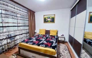 Vanzare Apartament 4 camere, Sector 5, Rahova - Poză 1
