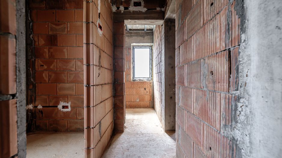 Construcție nouă, parțial finalizată, cu proiect aprobat în Aradul Nou - Poză 10