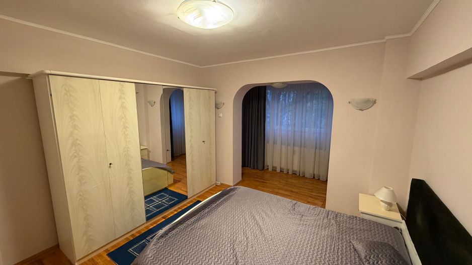 Apartament spatios cu trei camere, Vatra Luminoasa - Poză 5