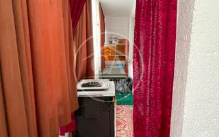 Apartament de vânzare cu 3 camere în zona Dacia, Oradea - Poză 12