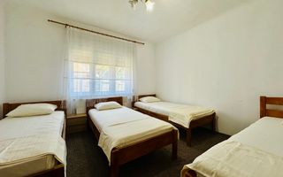 Apartament pentru 10 muncitori la Casa, Nufărul - Poză 3