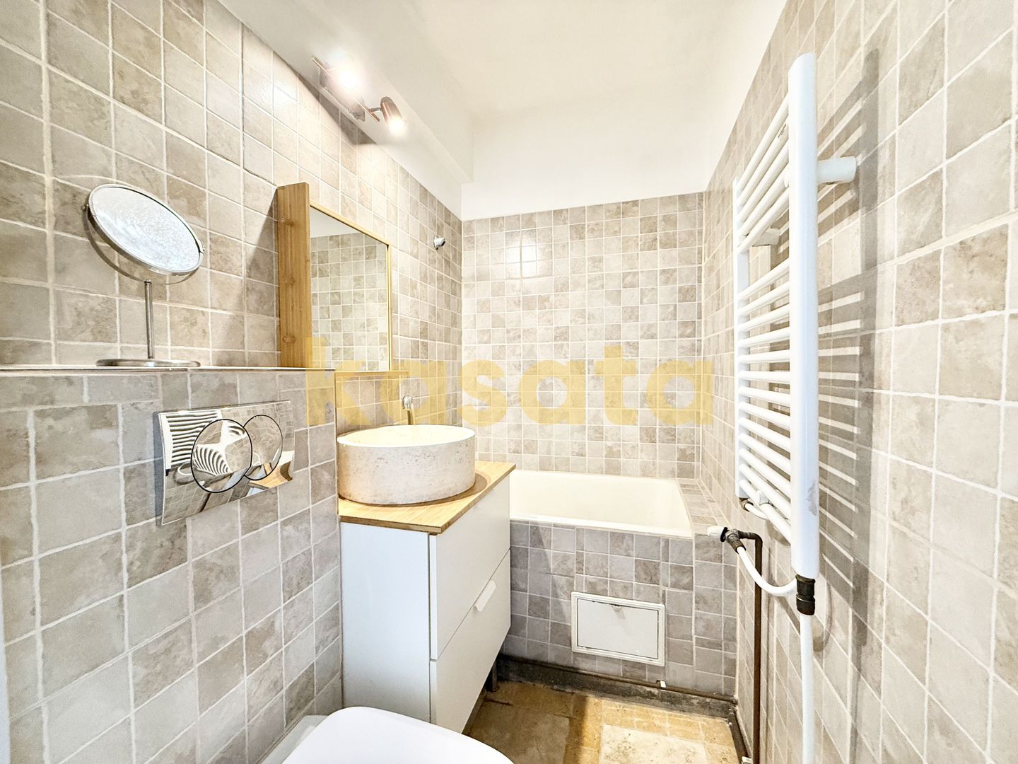 De vanzare apartament cu 2 camere utracentral - 5 minute de Cismigiu - Poză 9