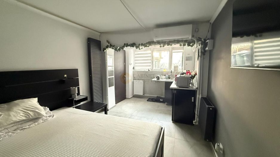 Garsoniera  I Victoriei- Bulevard Lascar Catargiu - Poză 1