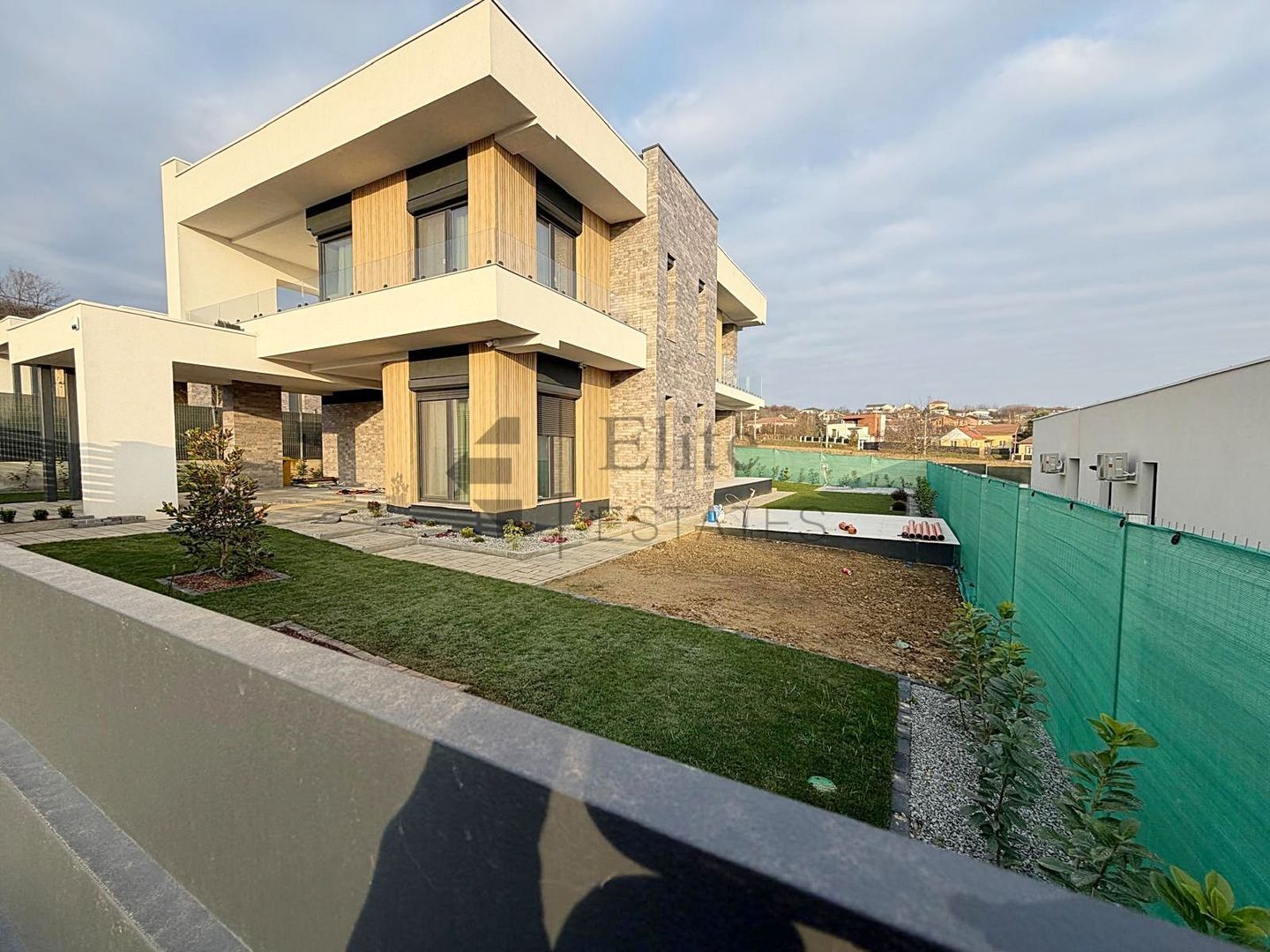Vila / Casa de vanzare in Oradea, zona Dealuri - Poză 7