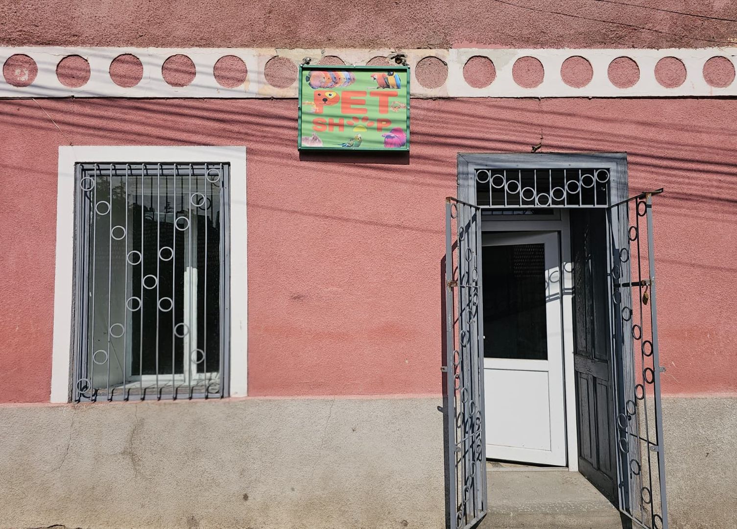 Spatiu birouri 30 mp, acces strada, zona centrala, Reghin, 0% Comision - Poză 1