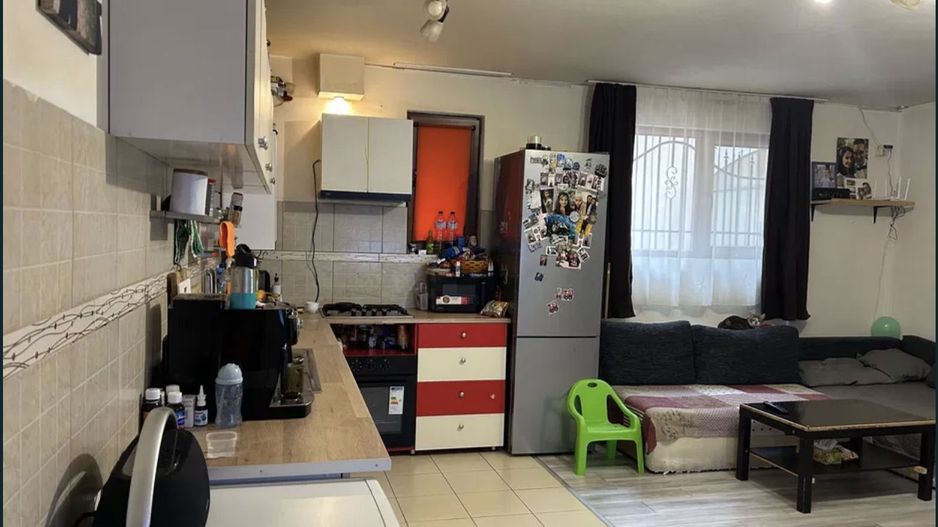 De vanzare Apartament 3 camere Sos. Chitilei - Poză 4