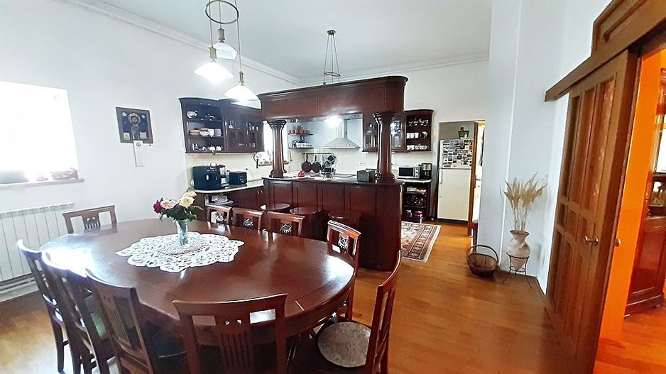 Vanzare casa saseasca renovata total, la 7 Km de Brasov - Poză 12