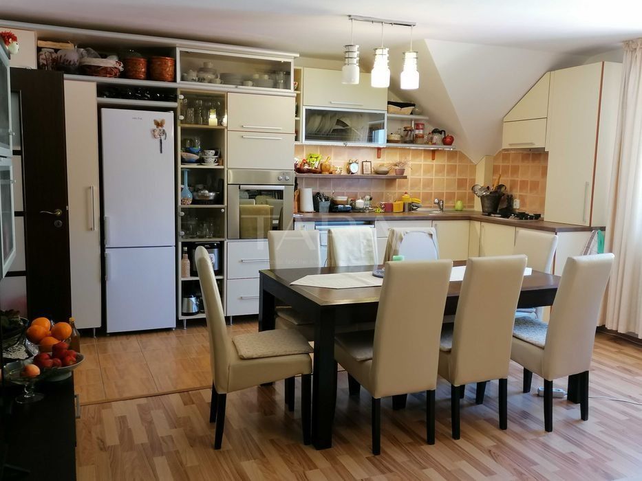 Apartament cu 3 camere pe două nivele – Mănăștur, zona Mehedinți. - Poză 1