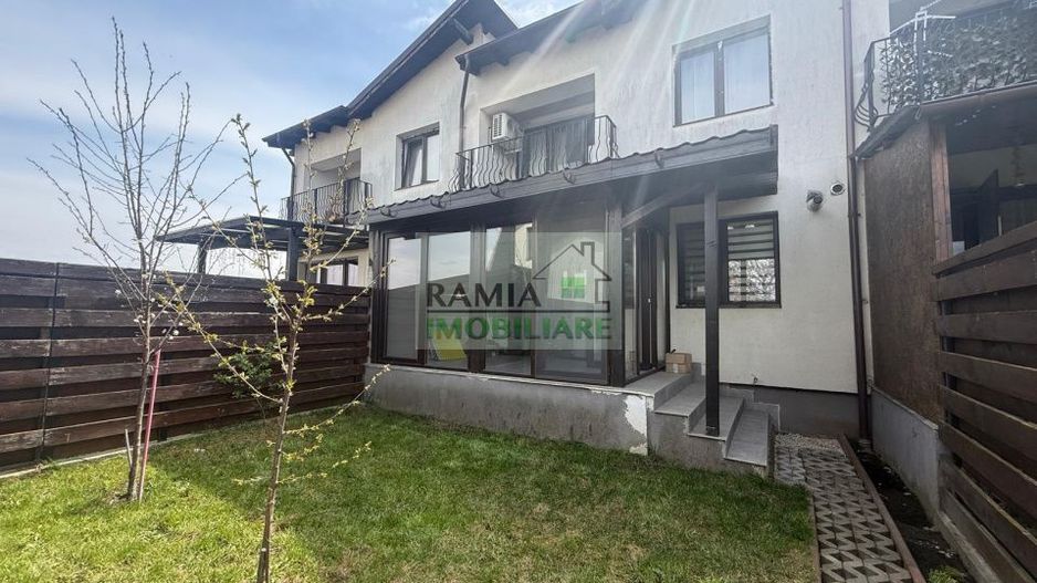 Casă Înșiruită Hărman 4 Camere, Curte Teren 225 mp - Poză 2