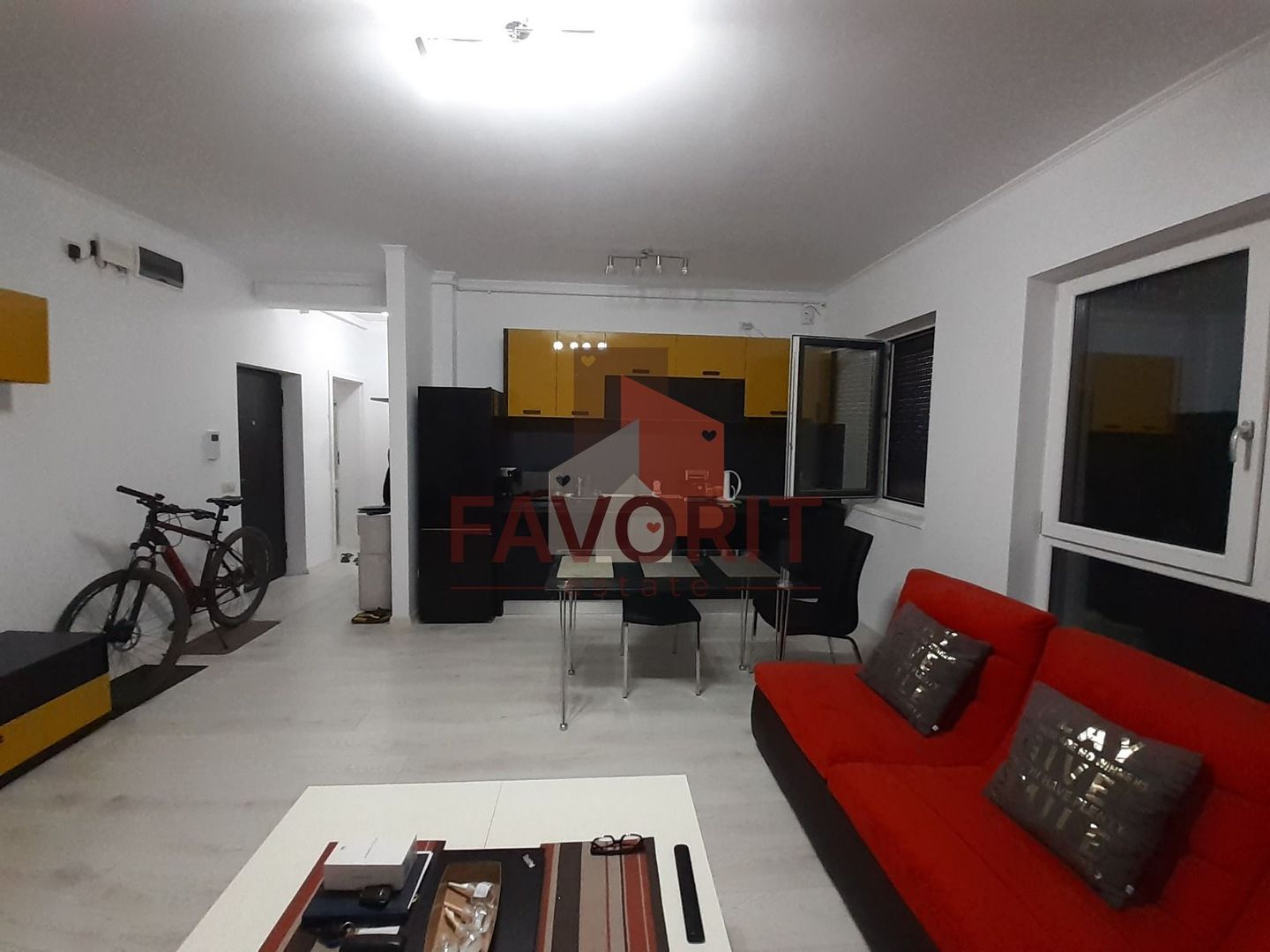 2 locuri de parcare.  Mobilat si utilat. Disponibil imediat. - Poză 3